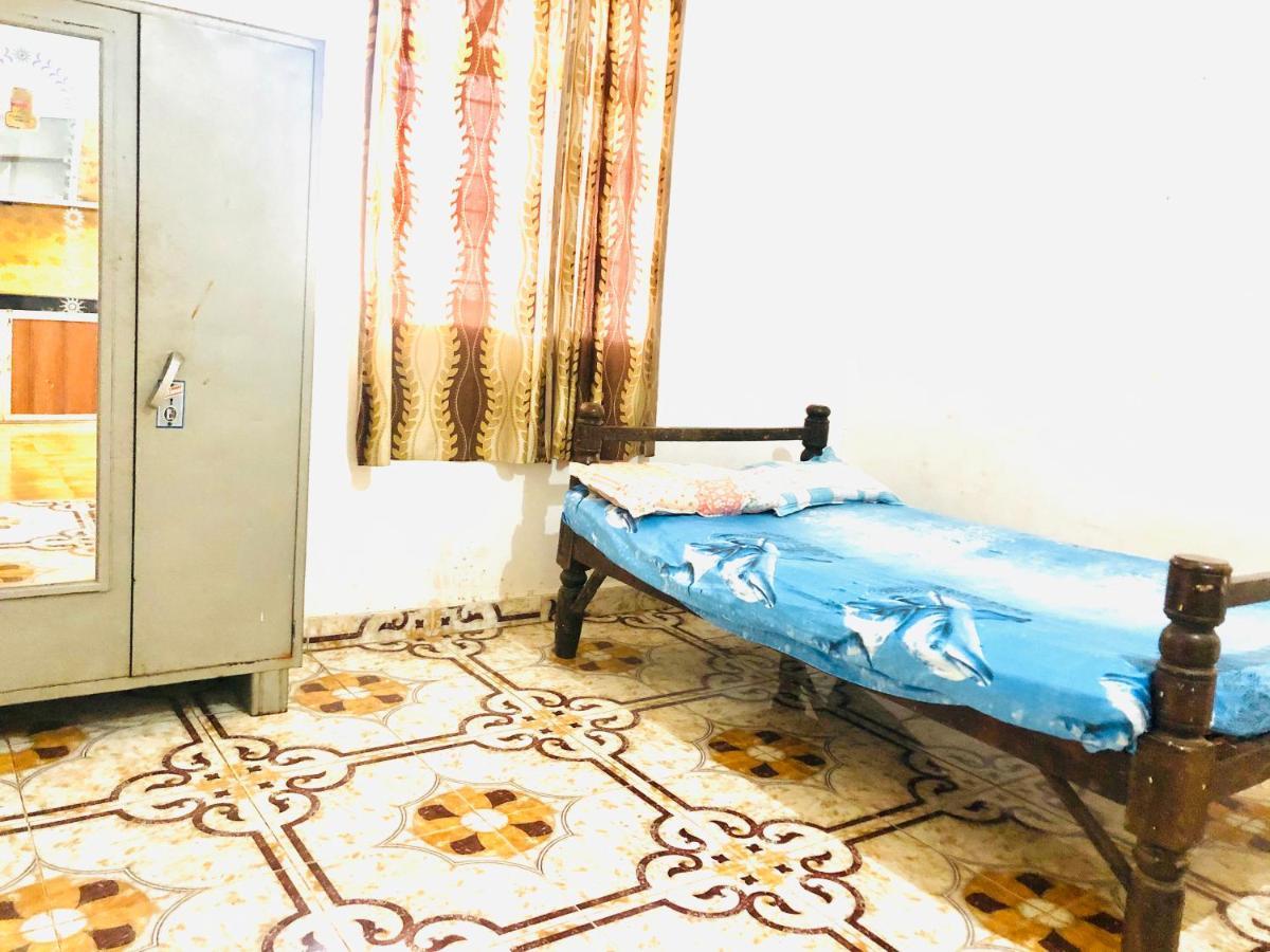 Blue Waves Guest House Calangute Exterior photo